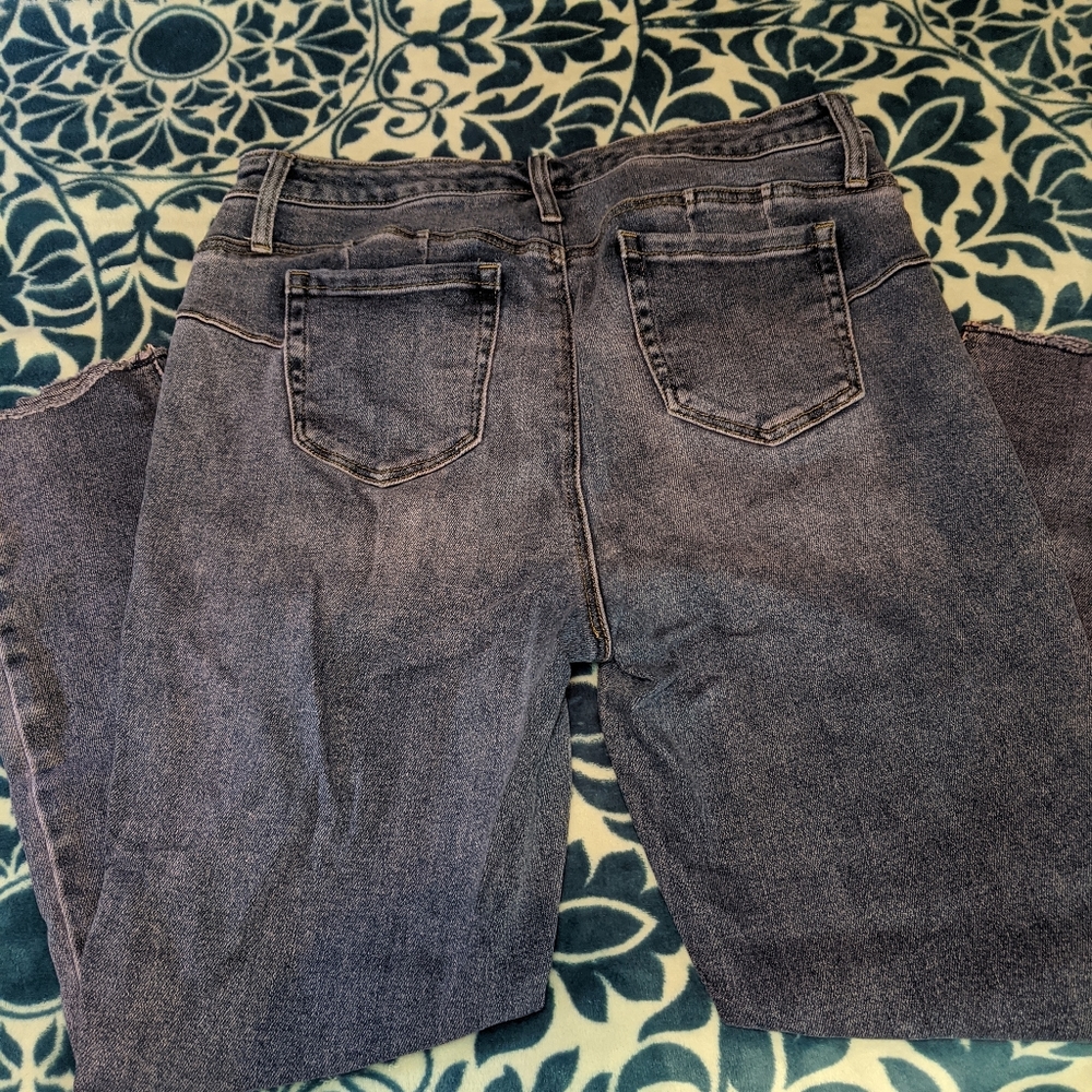 Hot Topic Jeans - Picture 3 of 4